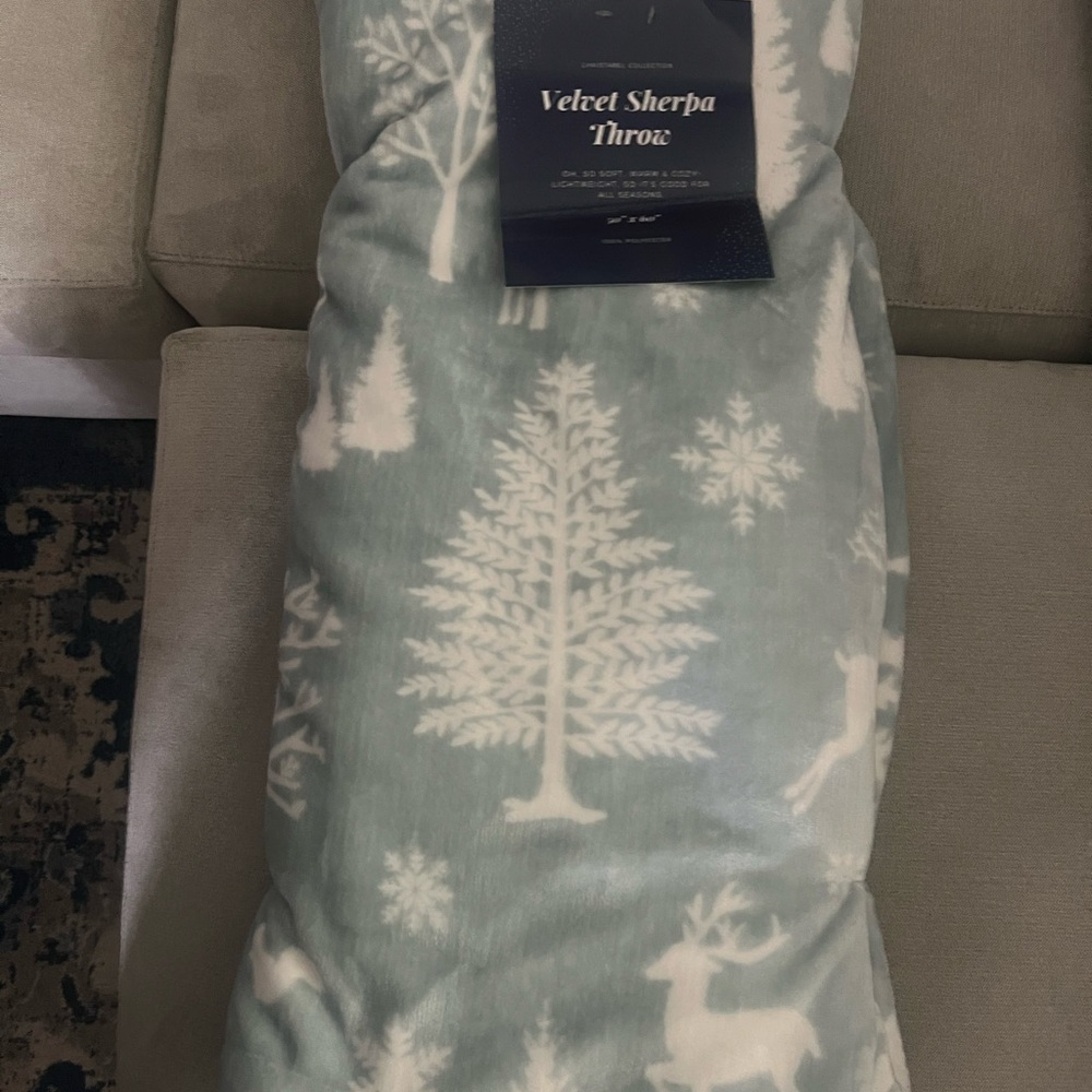 Christabel Collection Velvet Sherpa Throw